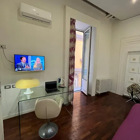 Donnalbina 7 The Fresh Bb 招待所 那不勒斯