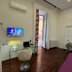 Donnalbina 7 The Fresh Bb Πανσιόν Νάπολη